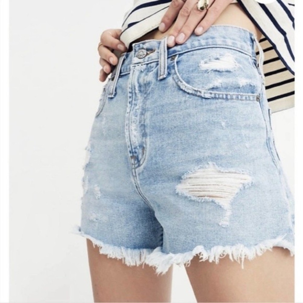 Madewell Distressed The Perfect Jean Shorts - 27